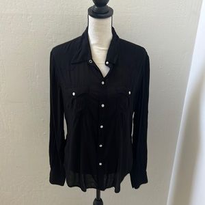 True Religion black rayon dress shirt. Size large. Fits like a medium. Snaps.